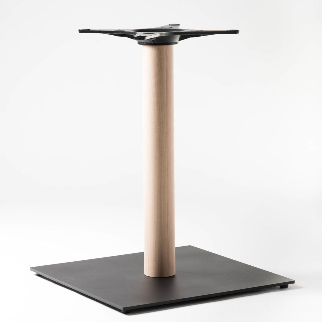 Stół z dużą drewnianą kolumną w czarnej podstawie aluminiowej
